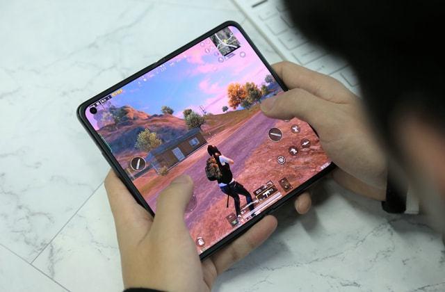 和平精英《独行者》外挂